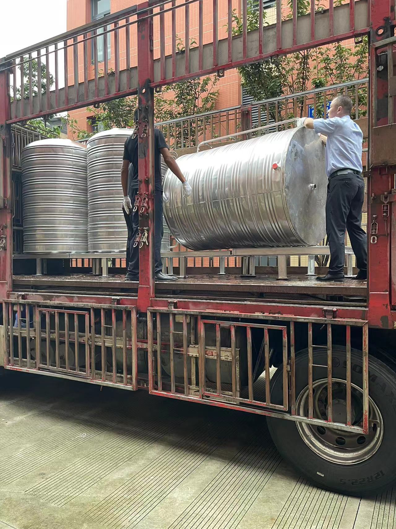 設(shè)備出貨：4噸雙級反滲透純水設(shè)備順利發(fā)貨！